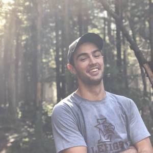 Meet your Posher, Devin